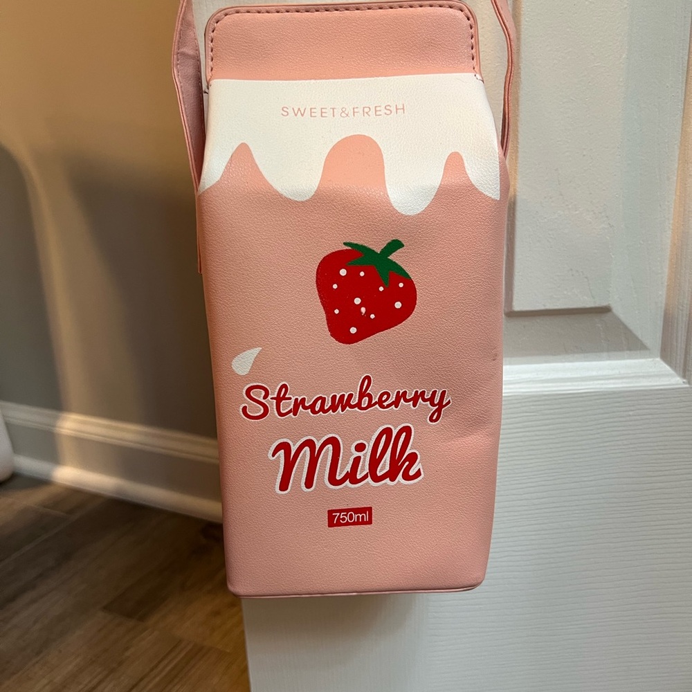 Sweet & Fresh Strawberry Milk Bag